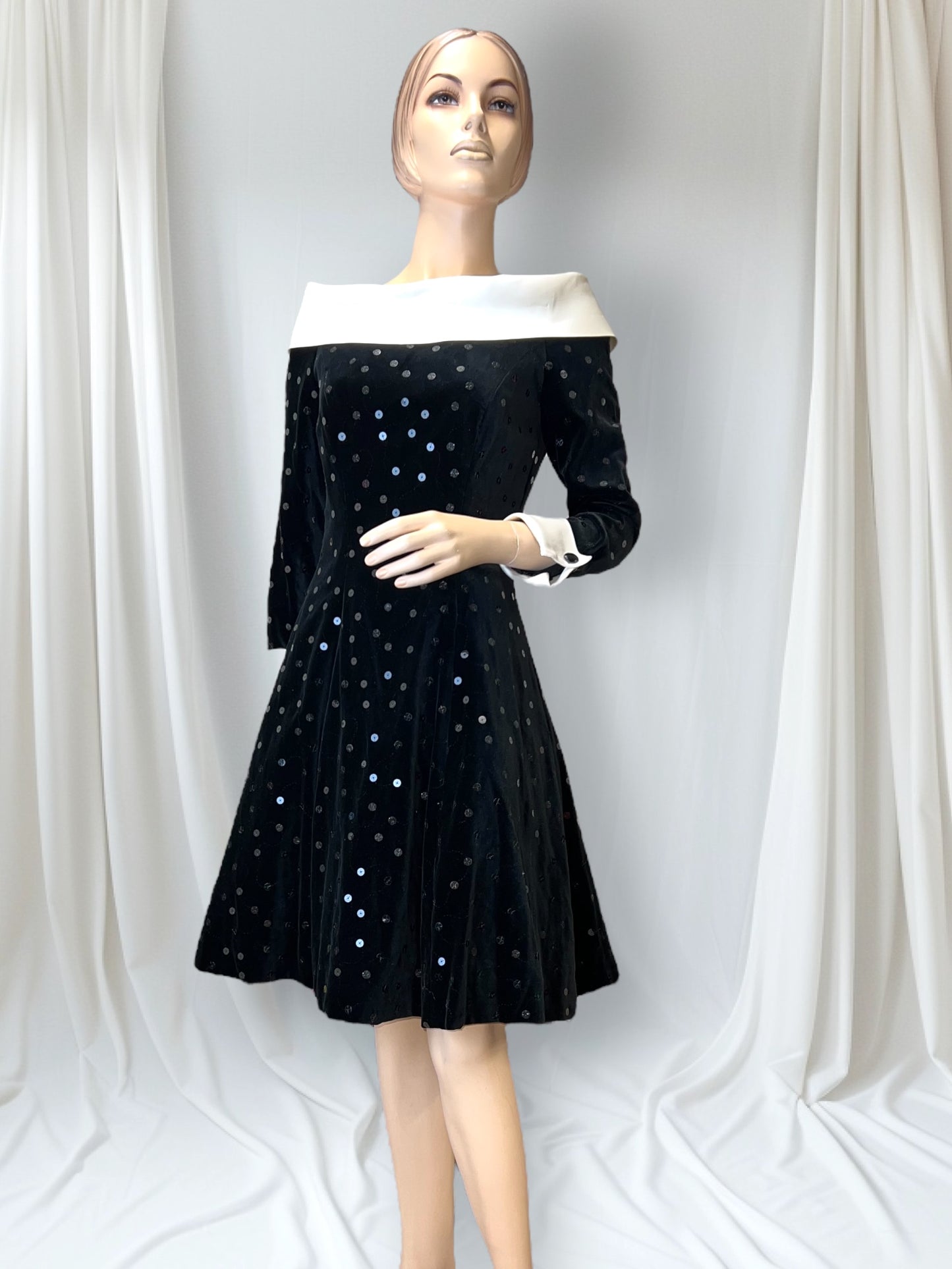 Bellville Sassoon Black Velvet Evening Dress 1980s