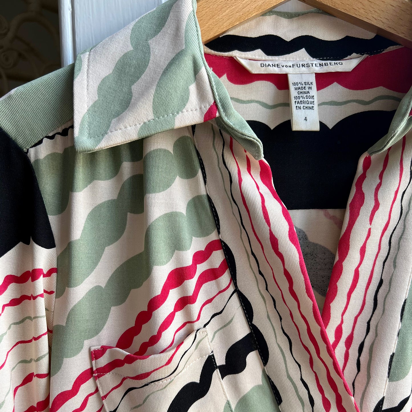 Diane Von Furstenberg silk shirt dress brand detail