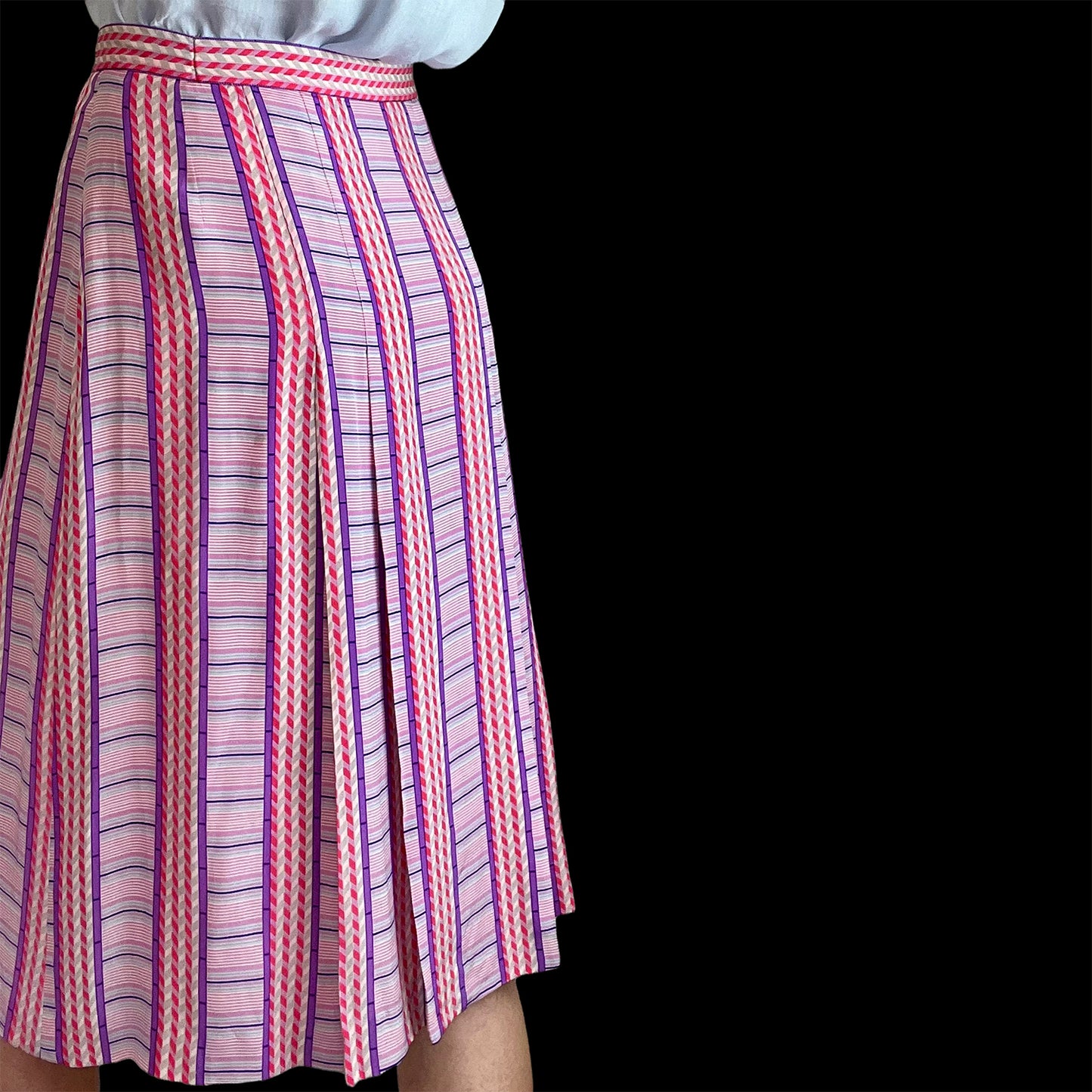 Pancaldi & B silk skirt in pink hues