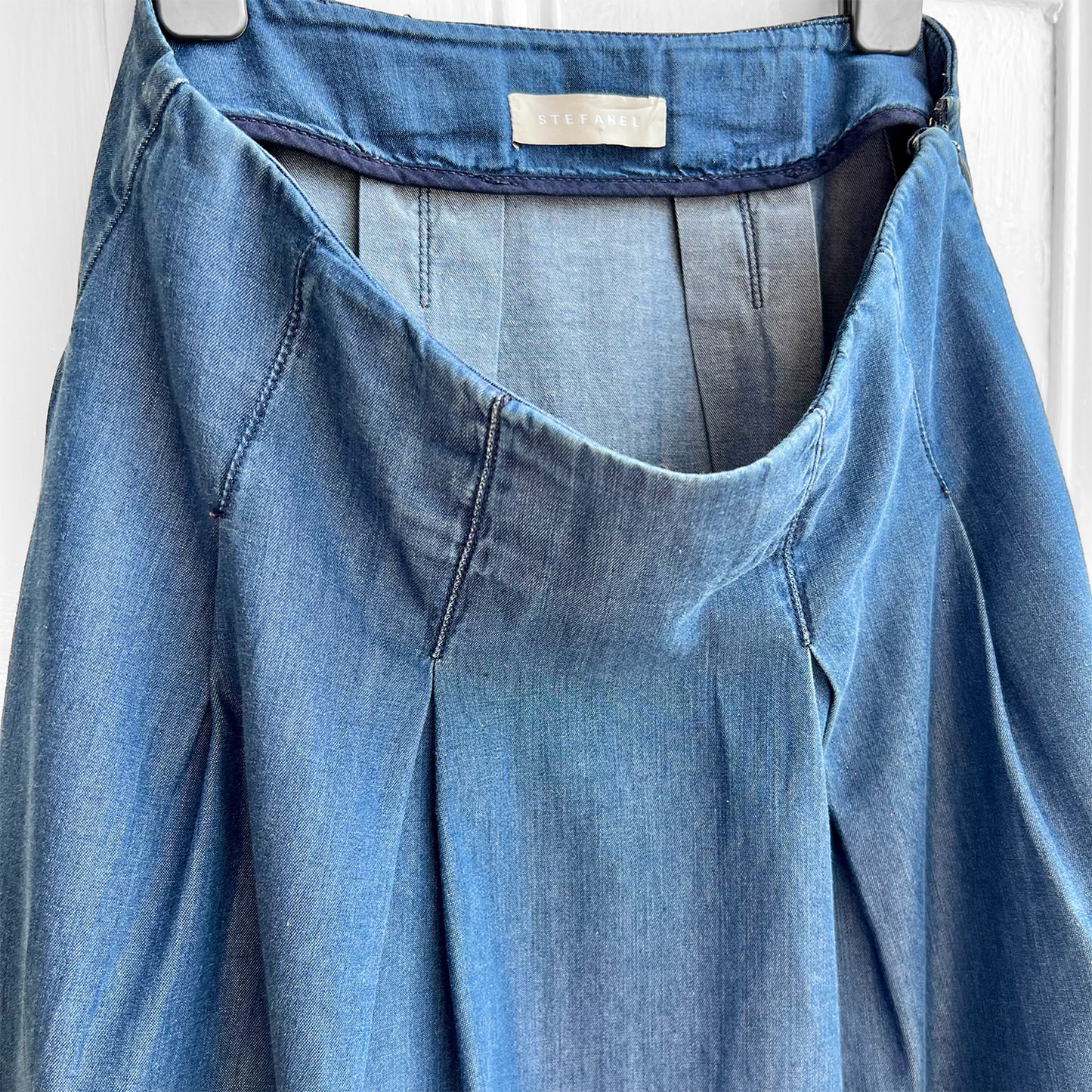 Stefanel full skirt in denim brand detail