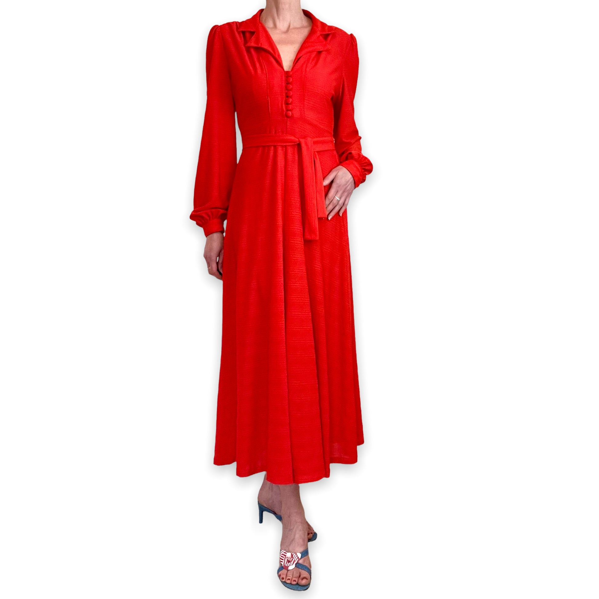 70's red tie-waist dress front